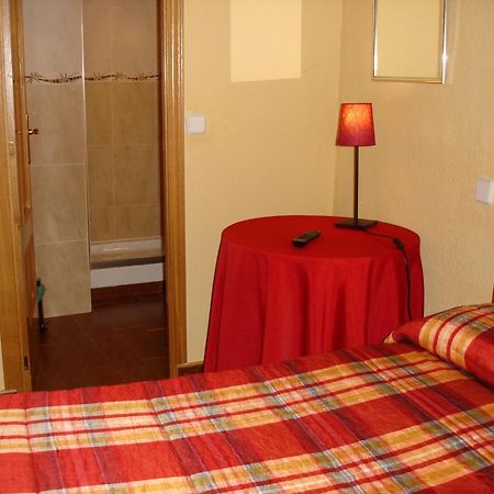 Hostal Puerta Bonita Vista Alegre Мадрид Екстериор снимка
