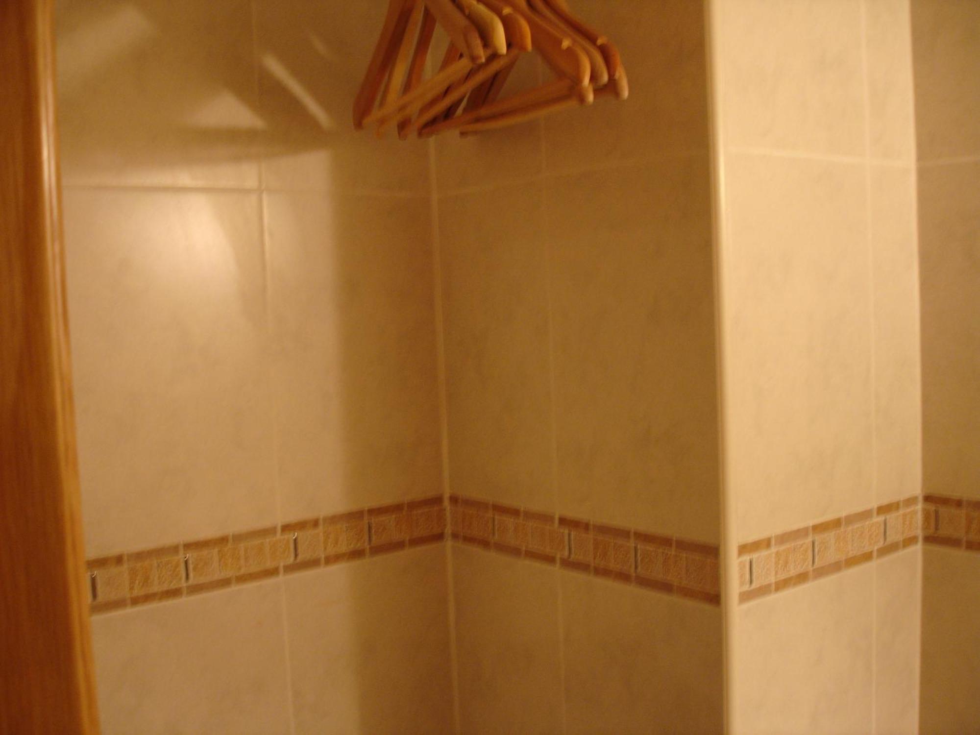 Hostal Puerta Bonita Vista Alegre Мадрид Екстериор снимка