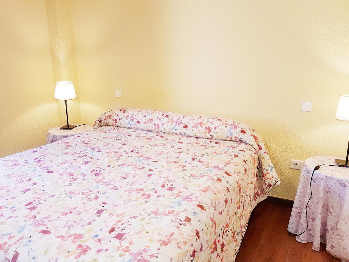 Hostal Puerta Bonita Vista Alegre Мадрид Екстериор снимка