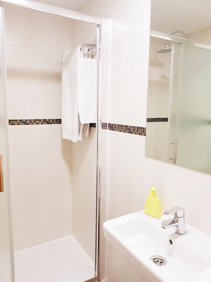 Hostal Puerta Bonita Vista Alegre Мадрид Екстериор снимка