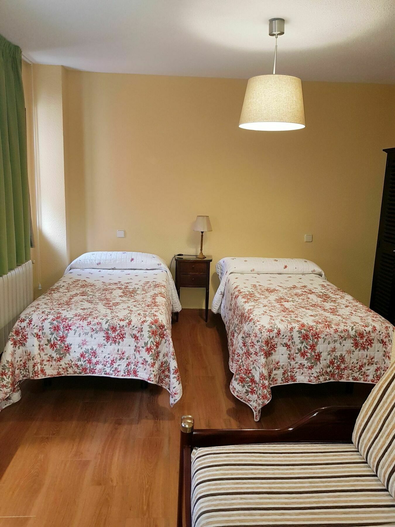 Hostal Puerta Bonita Vista Alegre Мадрид Екстериор снимка